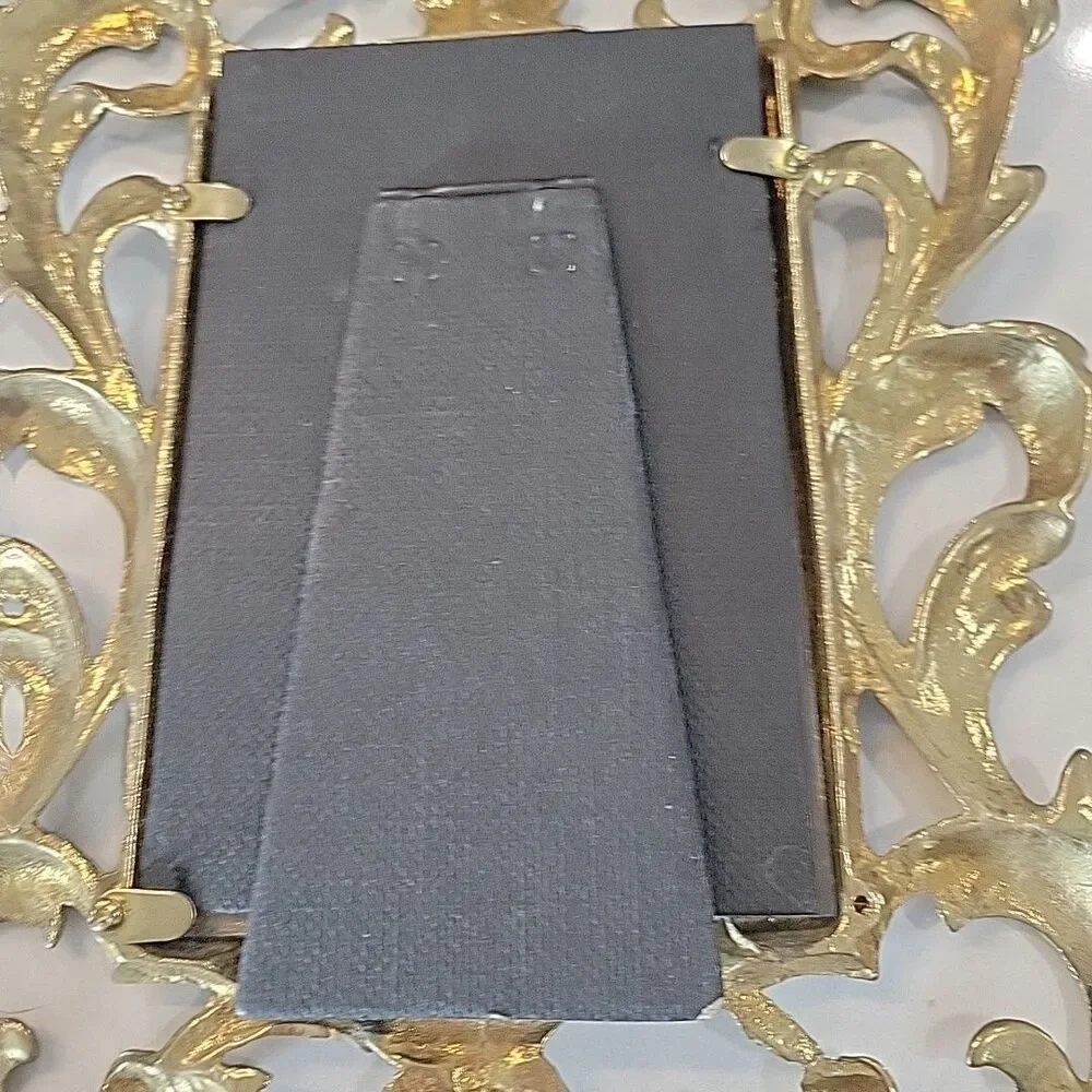 Vintage Ornate Cast Brass Art Nouveau Picture Frame Holds 4” X 6” Picture